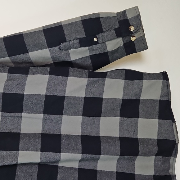 RedHead Charcoal and Black Checkered Button Down Shirt - Picture 5 of 9